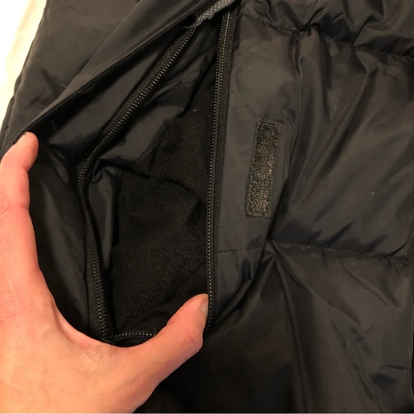 ❌  SOLD ❌ Columbia Black Down Vest Y2k - Picture 6 of 11